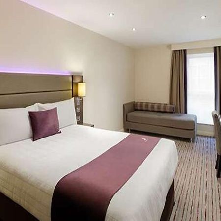 Premier Inn Ipswich North Экстерьер фото
