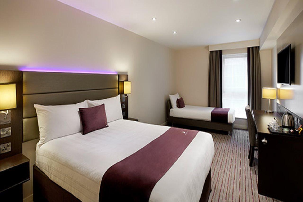 Premier Inn Ipswich North Экстерьер фото