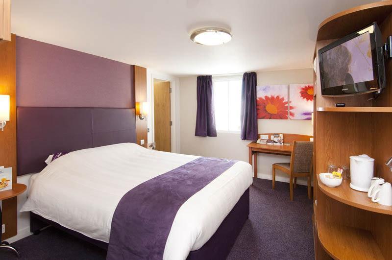 Premier Inn Ipswich North Экстерьер фото